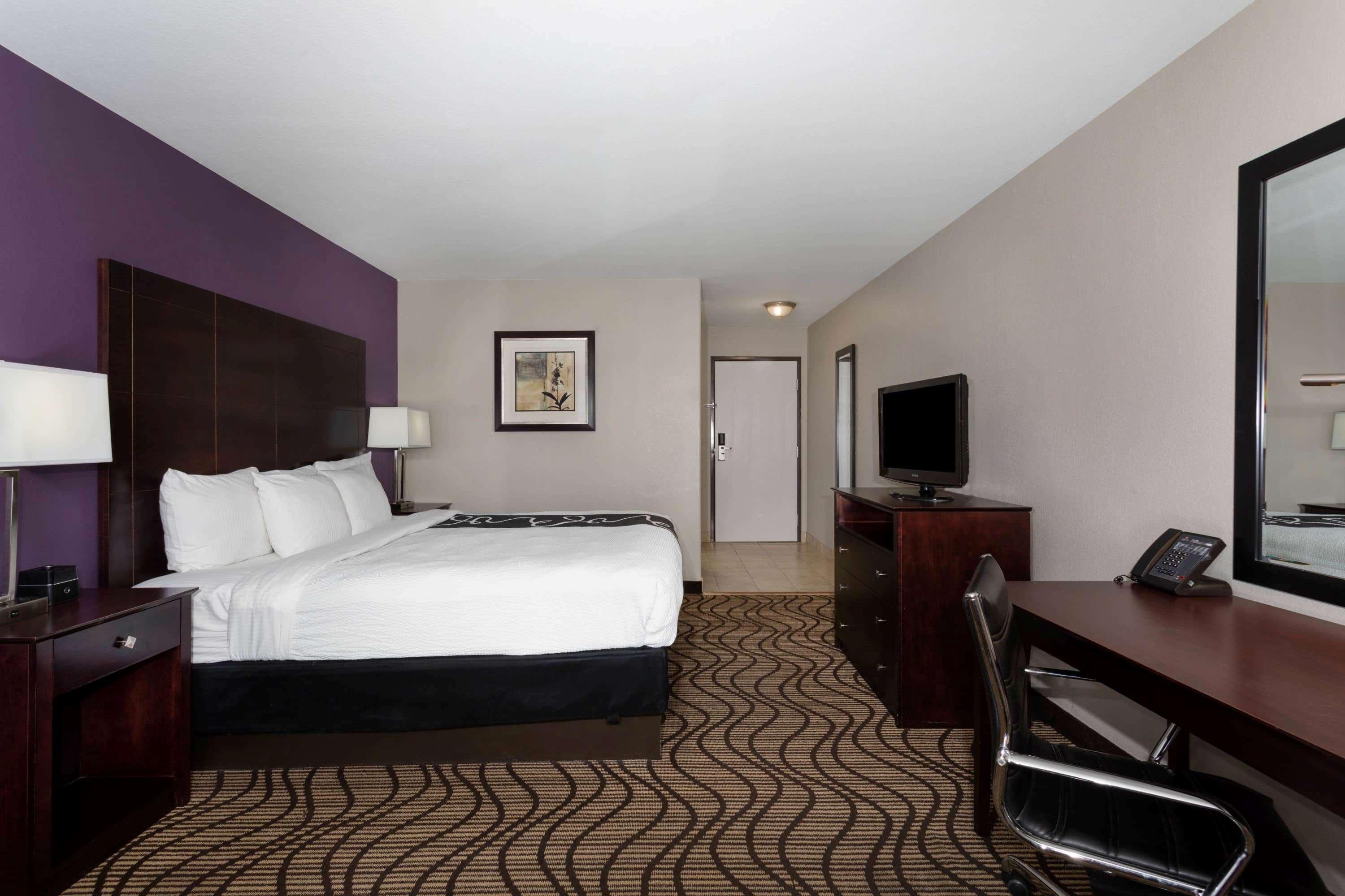 Baymont By Wyndham Henderson-Northeast Denver Exterior photo